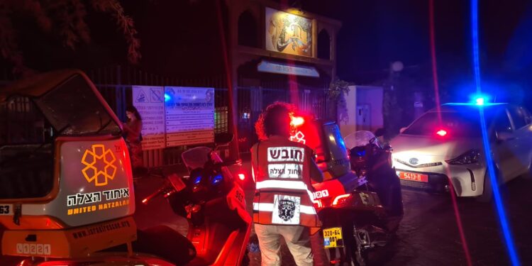 ראשוני: קטטה ב'חוף של מוש' באילת : 2 מעורבים נעצרו; 3 פצועים פונו ליוספטל