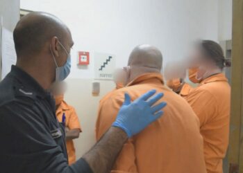 שב"ס מעדכן הוראות לביקורים לאסירים בעלי משפחות ברוכות ילדים