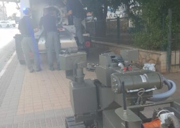 נחשפה מעבדה להכנת מטעני חבלה בבניין מגורים בחדרה: חשוד נעצר