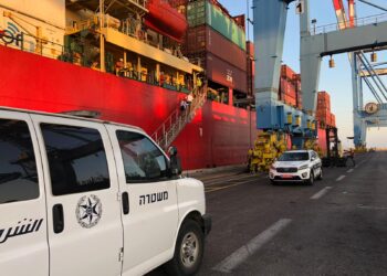 חשד: ימאי נרצח בחופי יוון בתוך אוניה זרה שעגנה הבוקר בנמל חיפה