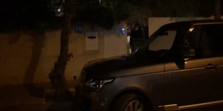 מצוד אחר כנופית פורצים בת"א: שדדו כספת מבעלי מסעדת 'גרקו' בשכונת נאות אפקה