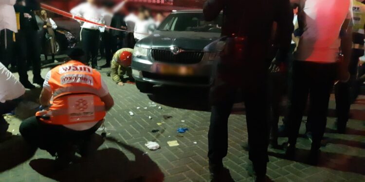 אשדוד: צעיר נפצע באורח קשה מפגיעת רכב במהלך קטטה בחניון בניין מגורים