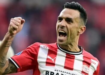 משפחתו של ערן זהבי נשדדו באלימות בהולנד; זהבי לא נכלל בסגל הקבוצה