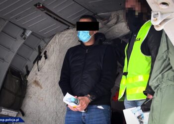 העבריין שלום (שאלי) אזולאי הוסגר מהולנד לפולין: חשוד שסחר בסמים והלבין מיליארדים