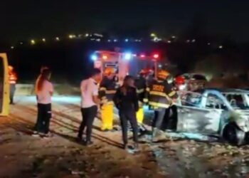 חשד לרצח: גופת אדם אותרה בתוך רכב בוער בשכונת עין כרם בירושלים