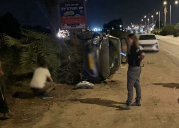 אשדוד: בן מיעוטים התהפך עם רכב שניסה לגנוב כשבני זוג בתוכו