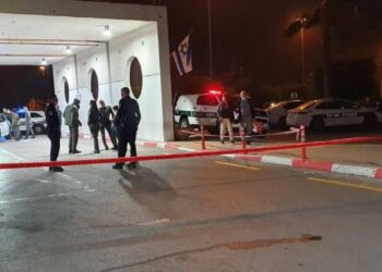 חיסול עבריינים בחולון: מוכר למשטרה מפ"ת נורה למוות: עבריין נוסף מבת ים נפצע בינוני