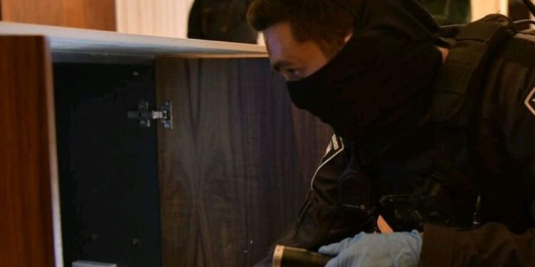 8 מארגון הפשיעה חרירי יואשמו בסחיטה באיומים של מאות אלפי שקלים מאזרחים