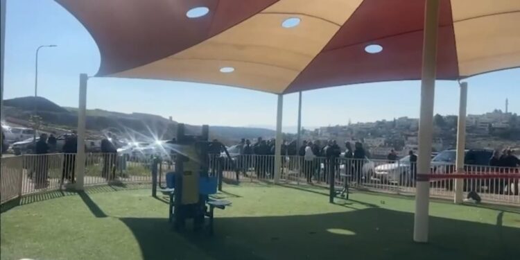 פעוט שיחק בגן ילדים ונורה למוות מכדור תועה בביר אל מכסור