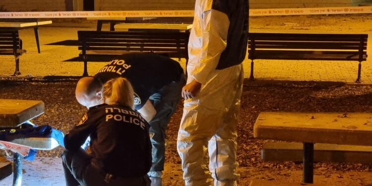 רצח באשדוד: צעיר מקלנסווה נדקר למוות בעיר- שני חשודים נעצרו