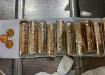 רשת מבריחי זהב מדובאי נעצרו עם 8 ק"ג זהב בחגורות בטן