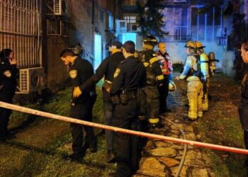 גלגל את הגופה בשטיח והצית את הדירה: נעצר חשוד ברצח בפתח תקוה