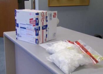 צעיר מחולון זייף תעודות זהות והזמין בדואר מבלגיה 4 ק"ג מתאמפטאמין