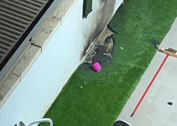 סכסוך עבריינים בבאר שבע: רימון הושלך למרפסת בית ולאחר דקות הוצת רכב