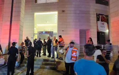 מטען התפוצץ בבניין רב קומות בגבעת שמואל בו מתגורר עבריין מוכר