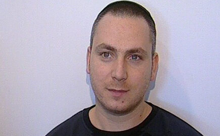 מזל טוב: רוצח עם 4 מאסרי עולם מתחתן שוב בכלא בעוד שבוע