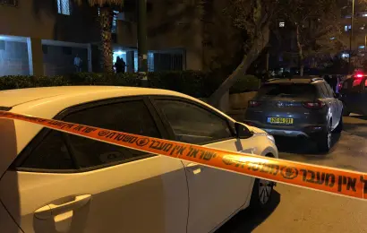 דיווח: אופנוען פתח בירי על אדם בכניסה לפארק מנחם בגין בתל אביב