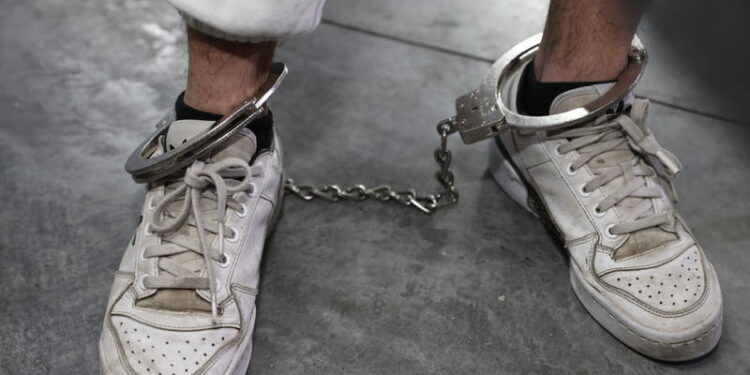 אסיר. הטרדה מינית הפכה לפרשת איומים קשה צילום: פלאש 90