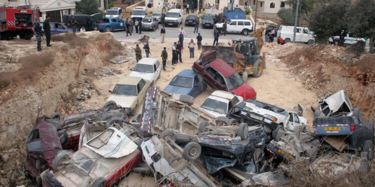 רכבים גנובים צילום: פלאש 90