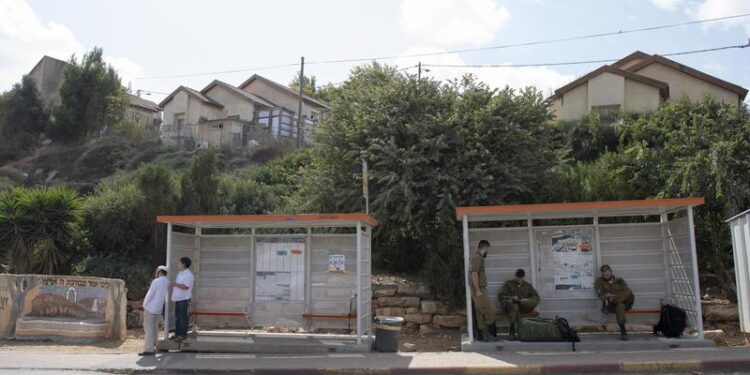 .תחנת אוטובוס. זירת הפשע צילום: פלאש 90