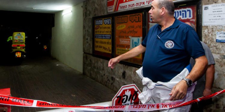 חלפן כספים. שוד מתוכנן צילום: פלאש 90