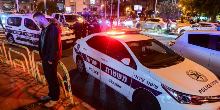 רצח בחולון. החשוד נחת מחו"ל - ונעצר צילום: פלאש 90